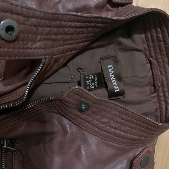 Danier Brown Leather Jacket - Picture 4 of 6